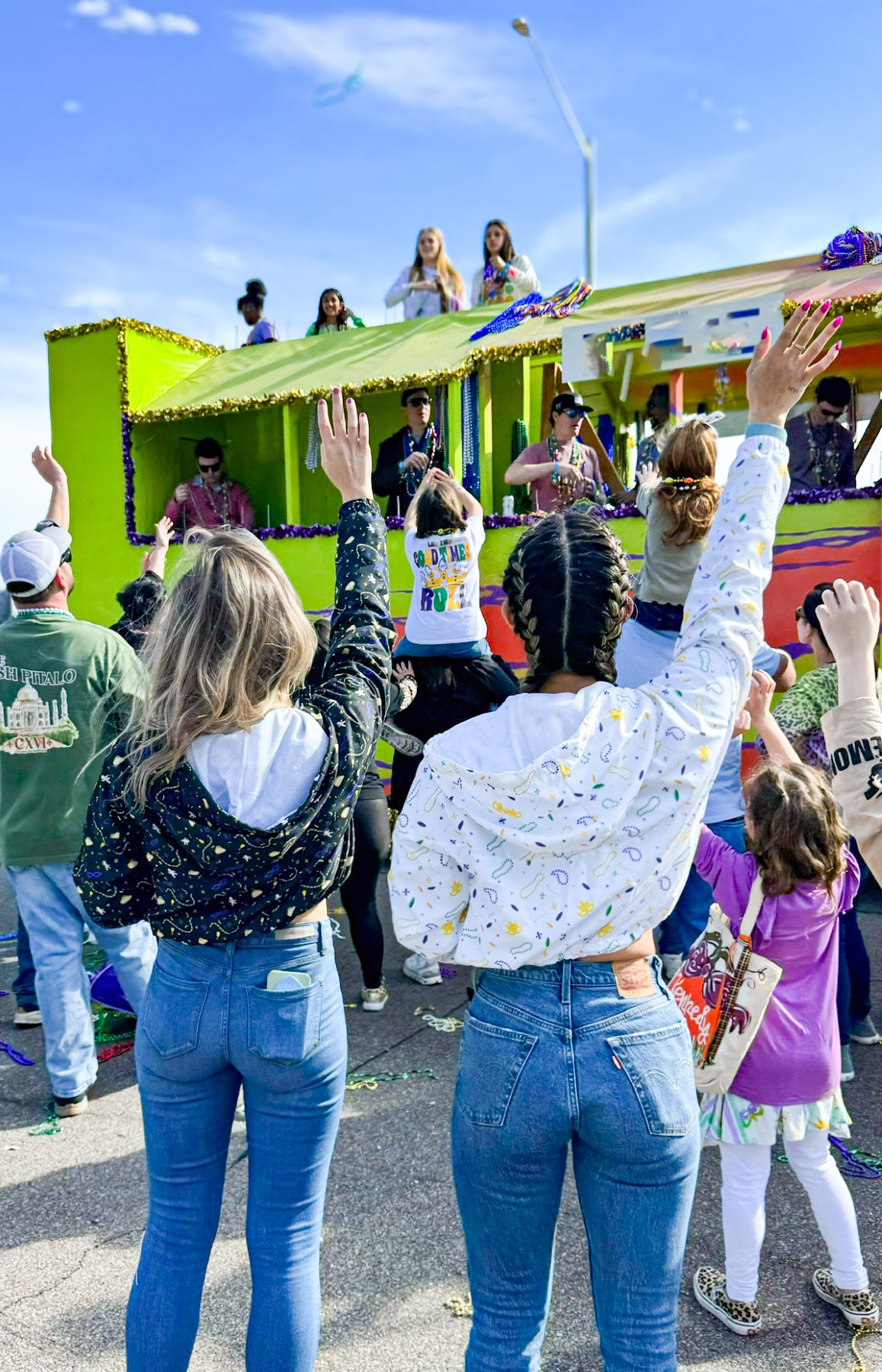 Mardi Gras Throws Women’s cropped windbreaker